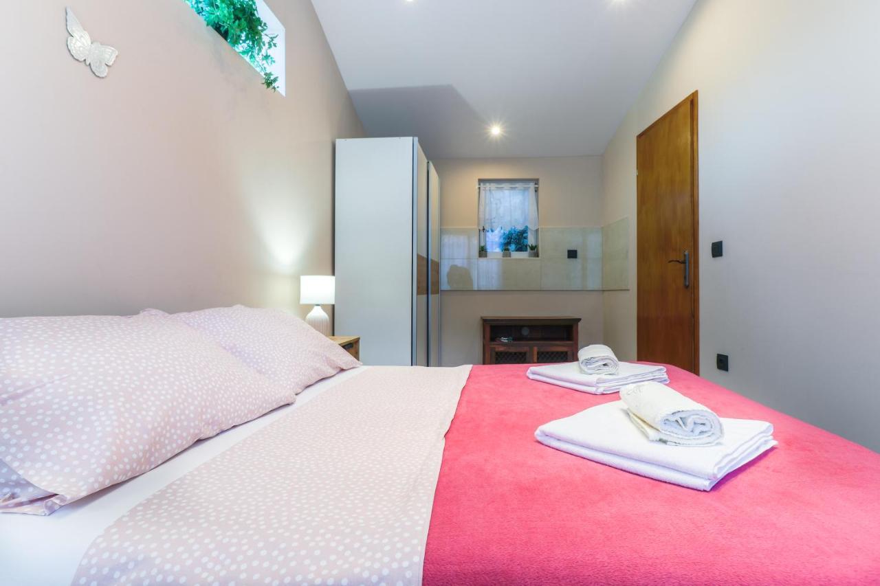 Apartman Lena ヴルサル エクステリア 写真